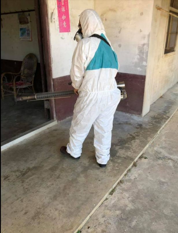 西裝爺爺的居家關懷紀錄影像